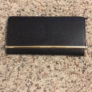 Henri Bendel Wallet